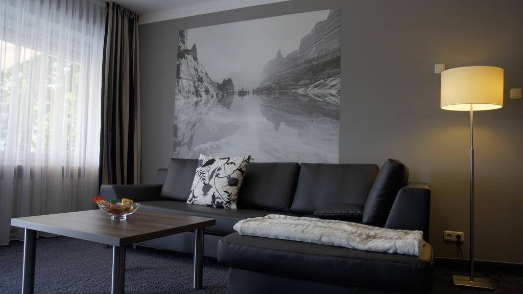 Gersthofer Auszeit Hotel Gersthofen Bagian luar foto