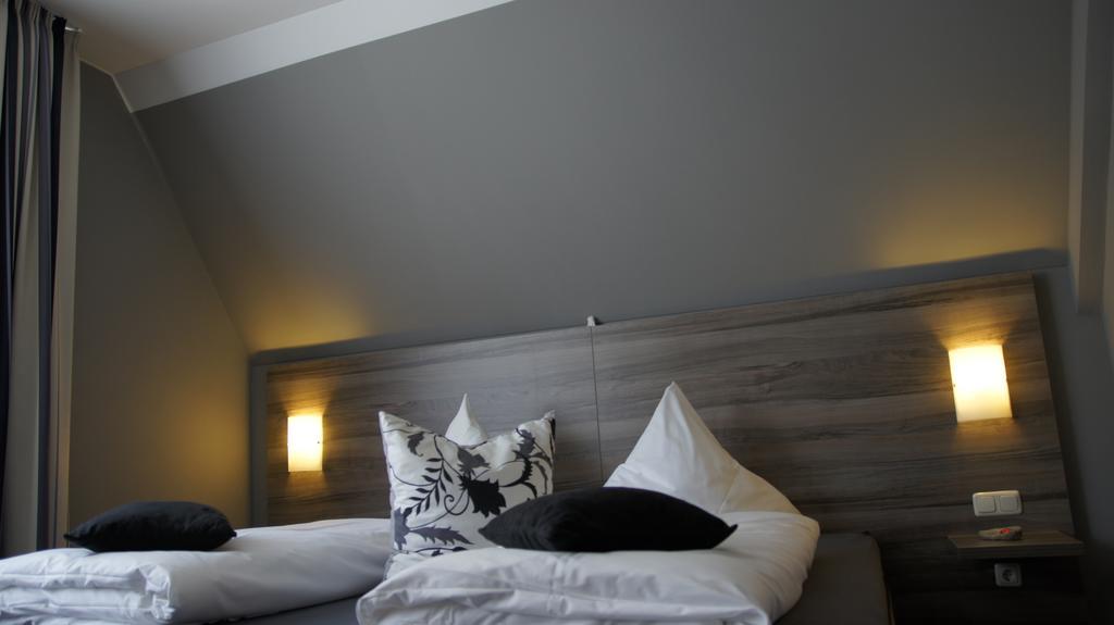 Gersthofer Auszeit Hotel Gersthofen Bagian luar foto