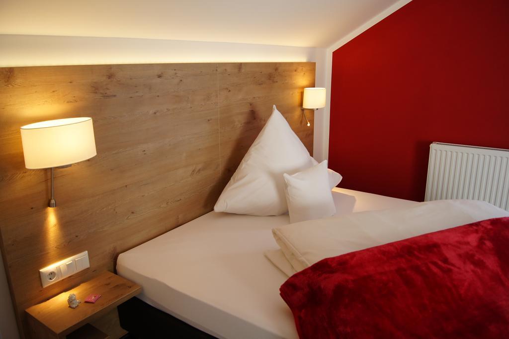 Gersthofer Auszeit Hotel Gersthofen Bagian luar foto