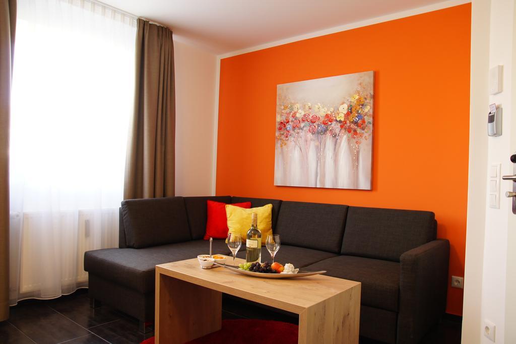 Gersthofer Auszeit Hotel Gersthofen Bagian luar foto